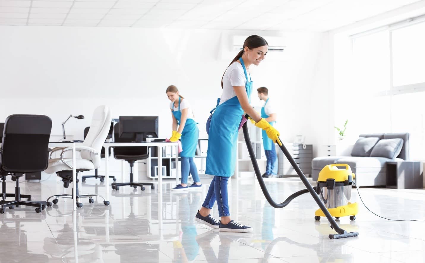 BEST TIPS TO HIRE HIGH-QUALITY CLEANING SERVICES